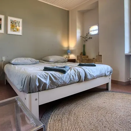 Villa Le Bloy, Familiehuis Met Prive Zwembad Monplaisant