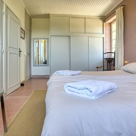 别墅 Le Bloy, Familiehuis Met Prive Zwembad *